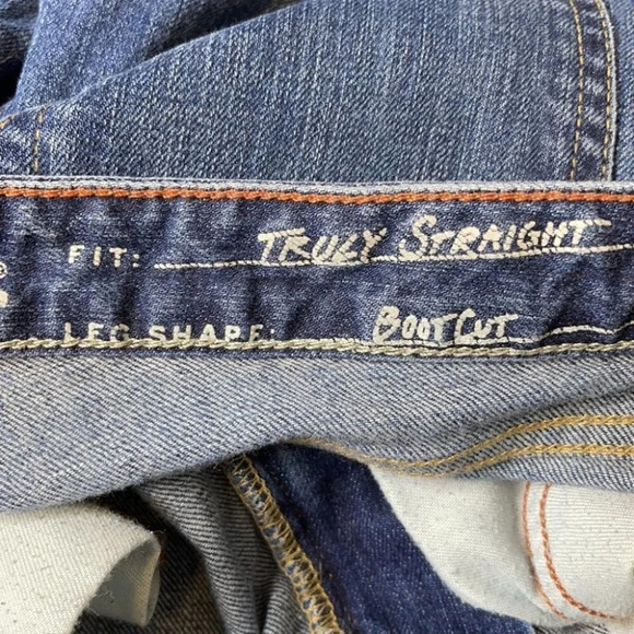 EDDIE BAUER Truly Straight Bootcut Jeans Blue Medium Wash Denim Mid-Rise Size 10 - Picture 7 of 11